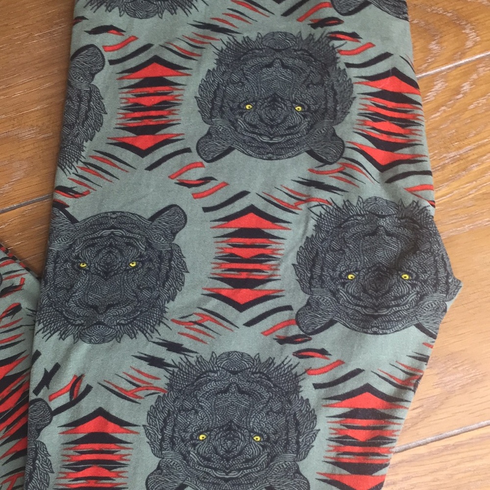 LuLaRoe O/S Leggings- Tiger Mandala Designs with Orange and Black Stripes
